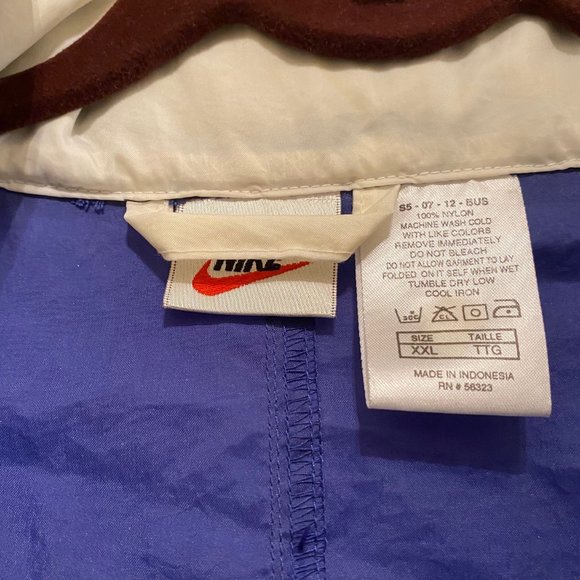 Nike Vintage Men’s Windbreaker Jacket - Picture 2 of 6